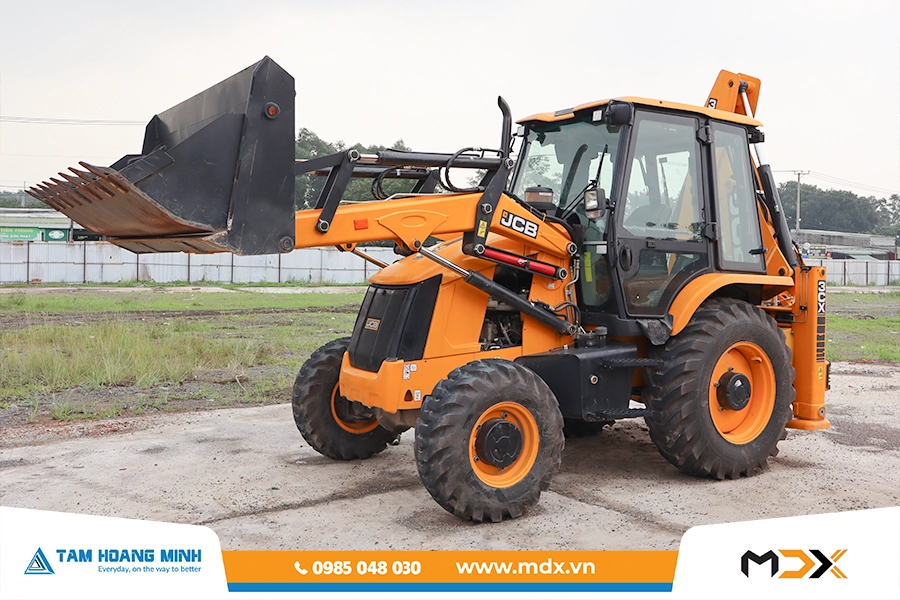 JCB 3CX (Backhoe Loader)