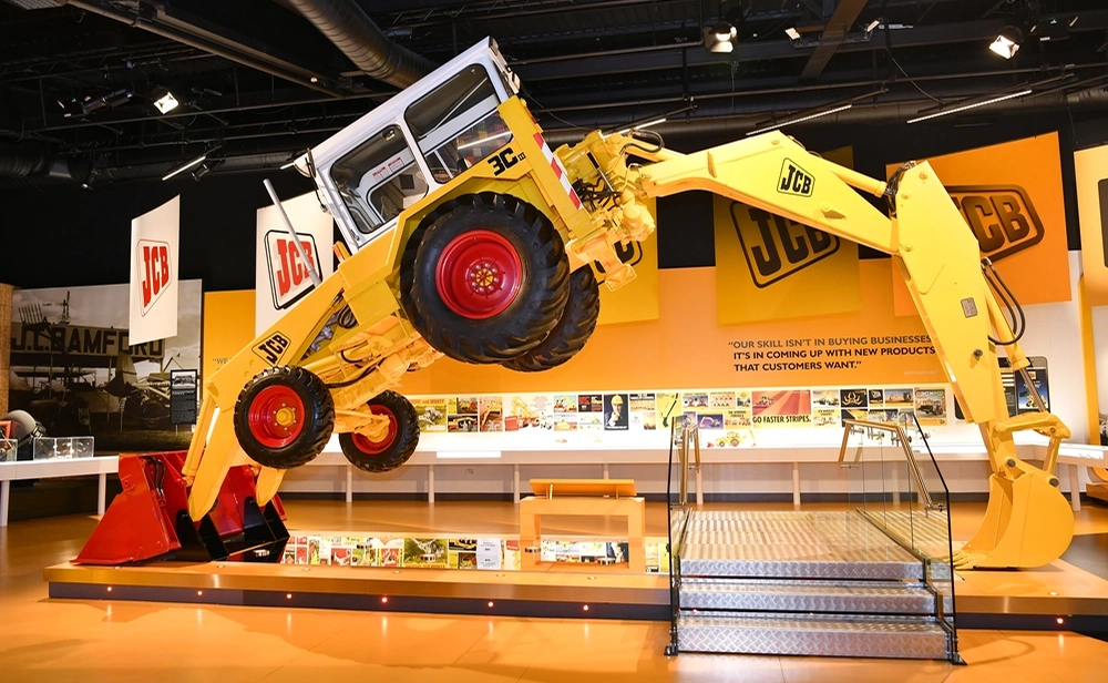 Tập đo&agrave;n m&aacute;y cơ giới JCB