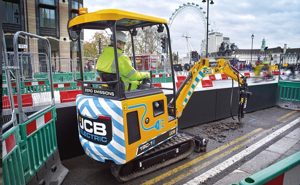 Tập đo&agrave;n m&aacute;y cơ giới JCB