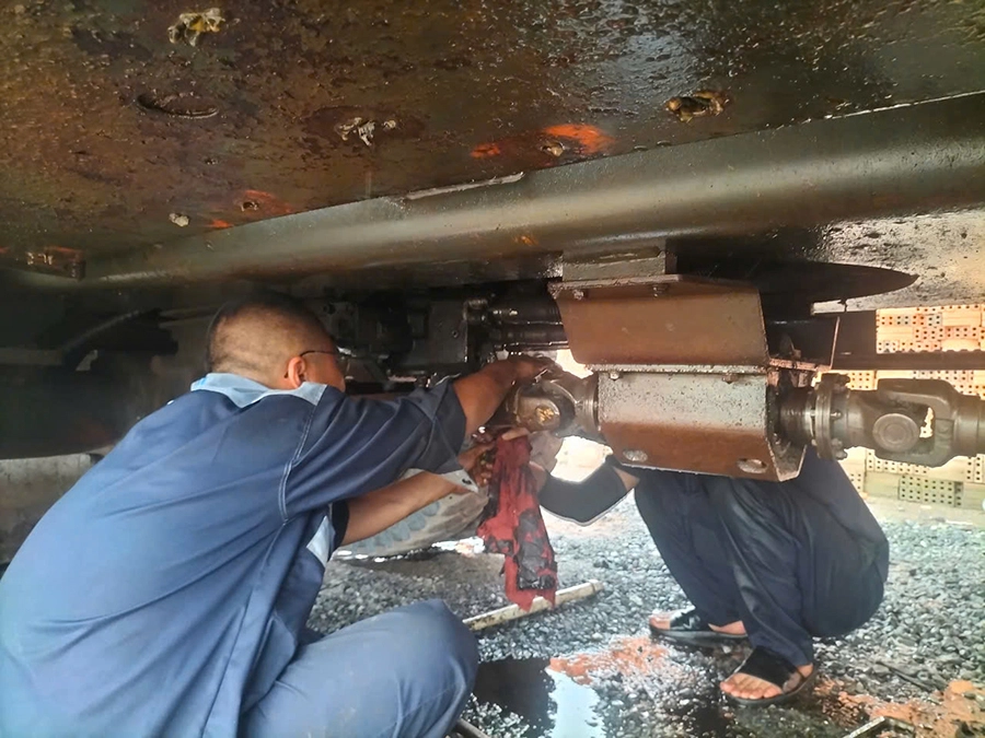 sửa chữa xe lu